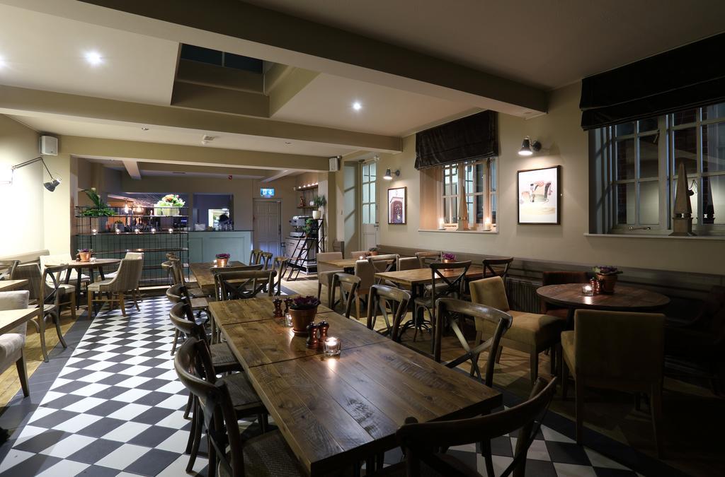 Hotel The Loopy Shrew Shrewsbury Esterno foto