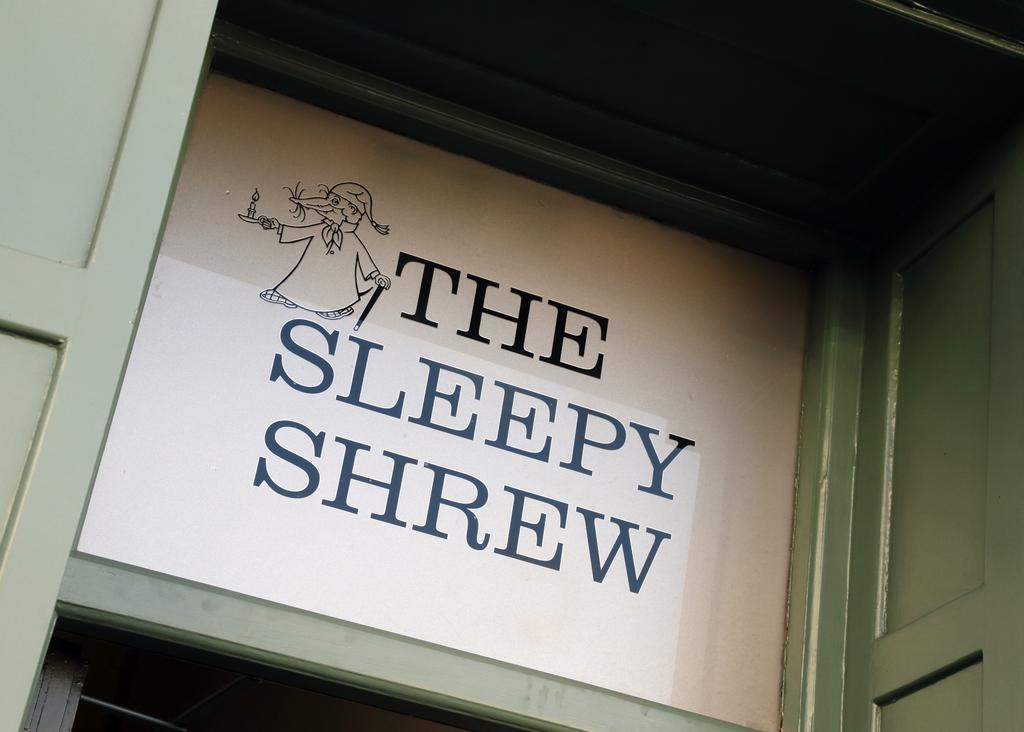 Hotel The Loopy Shrew Shrewsbury Esterno foto